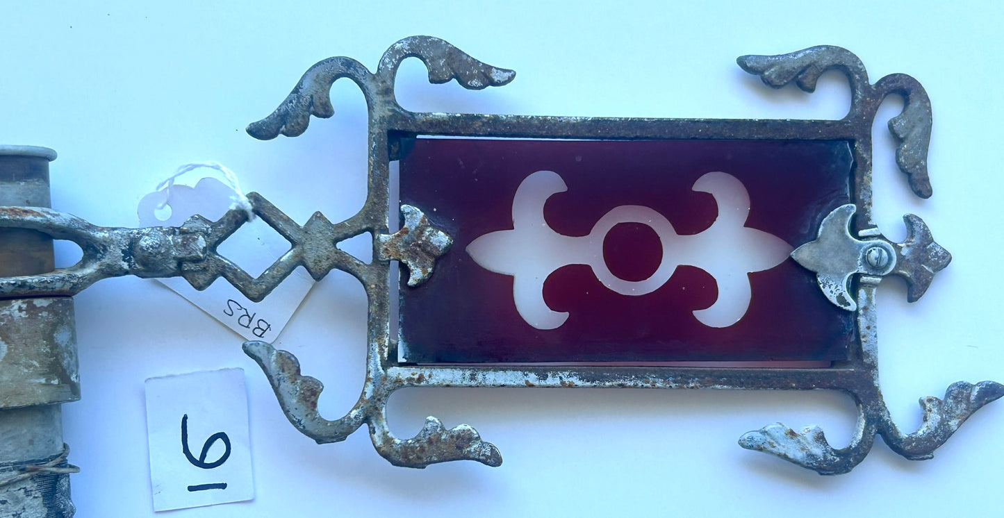 LIGHTNING ROD ARROW WITH RUBY FLEUR DE LIS GLASS TAIL