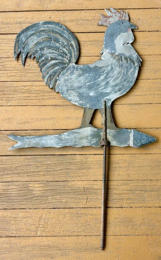 ANTIQUE METAL HAND MADE  ROOSTER WEATHER VANE