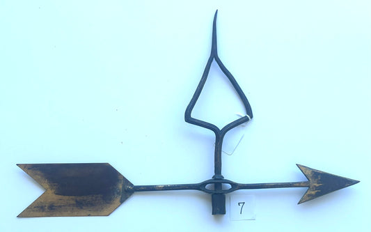 LIGHTNING ROD ARROW BY REYBURN HUNTER