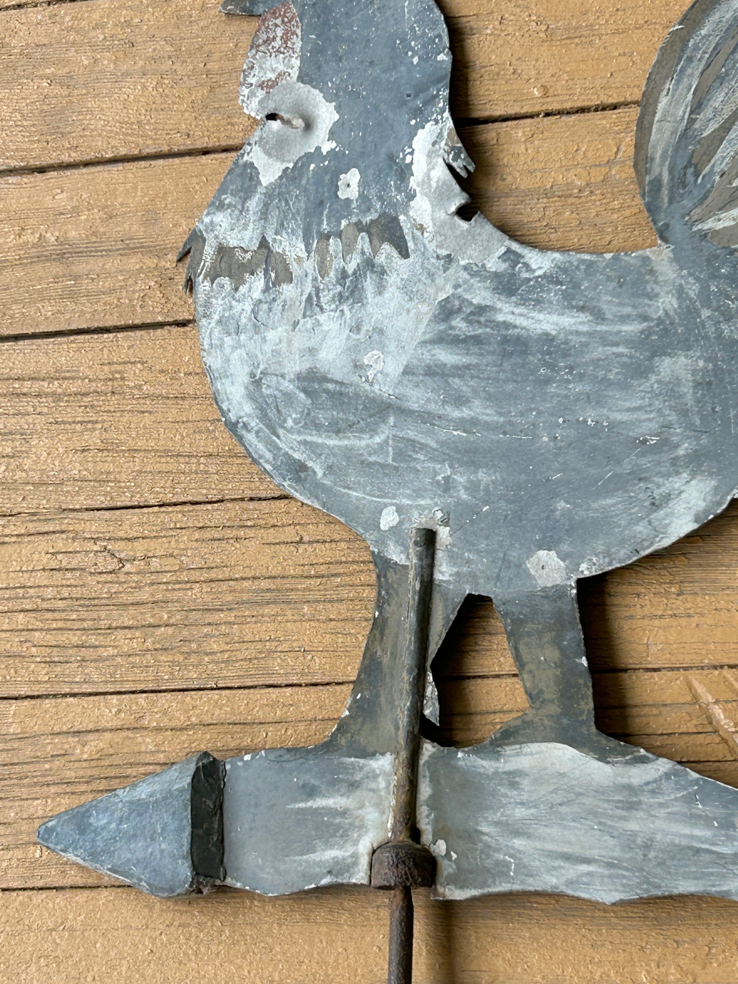 ANTIQUE METAL HAND MADE  ROOSTER WEATHER VANE