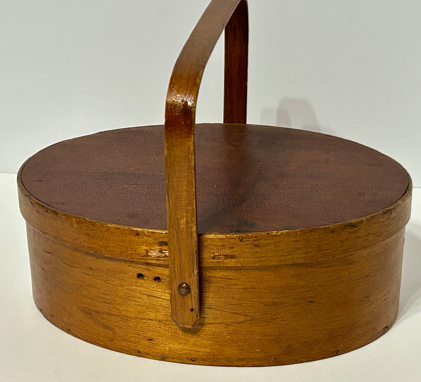 SHAKER ANTIQUE FOUR FINGER LAP HANDLED SEWING BOX