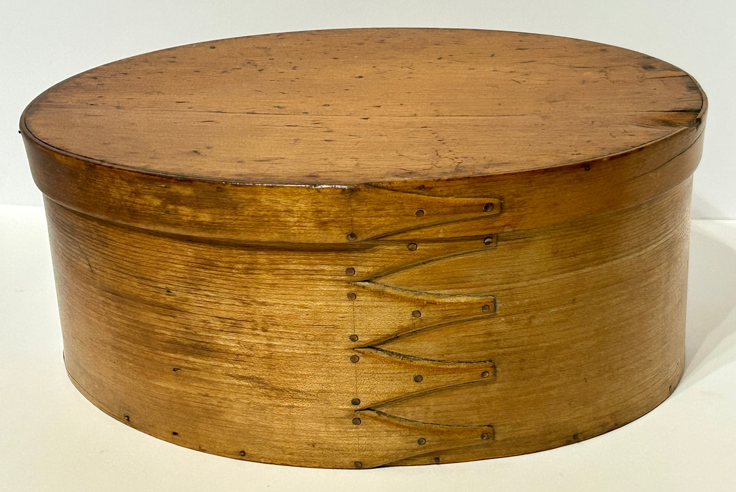 ANTIQUE SHAKER OVAL FIVE FINGERS LAP PANTRY BOX