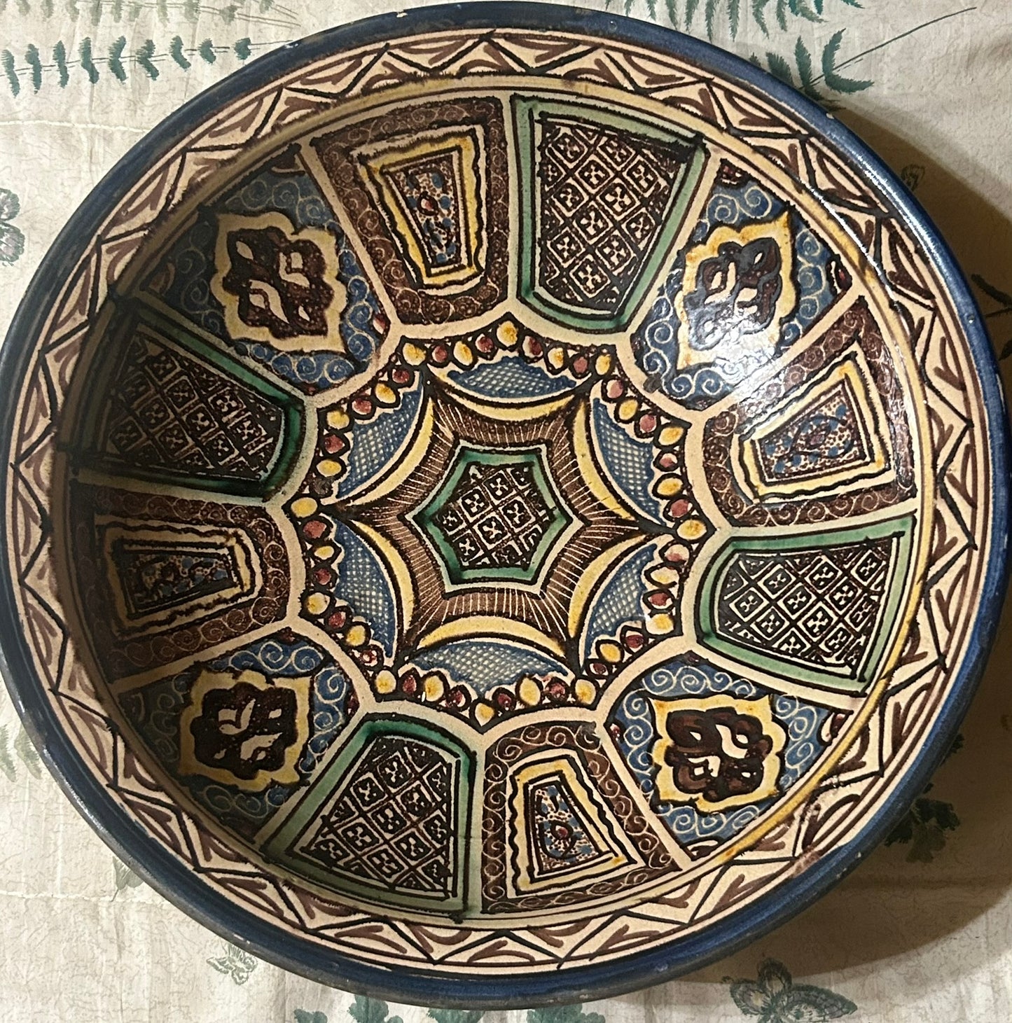 ISLAMIC DECORATED EARTHENWARE ANTIQUE  LARGE BOWL