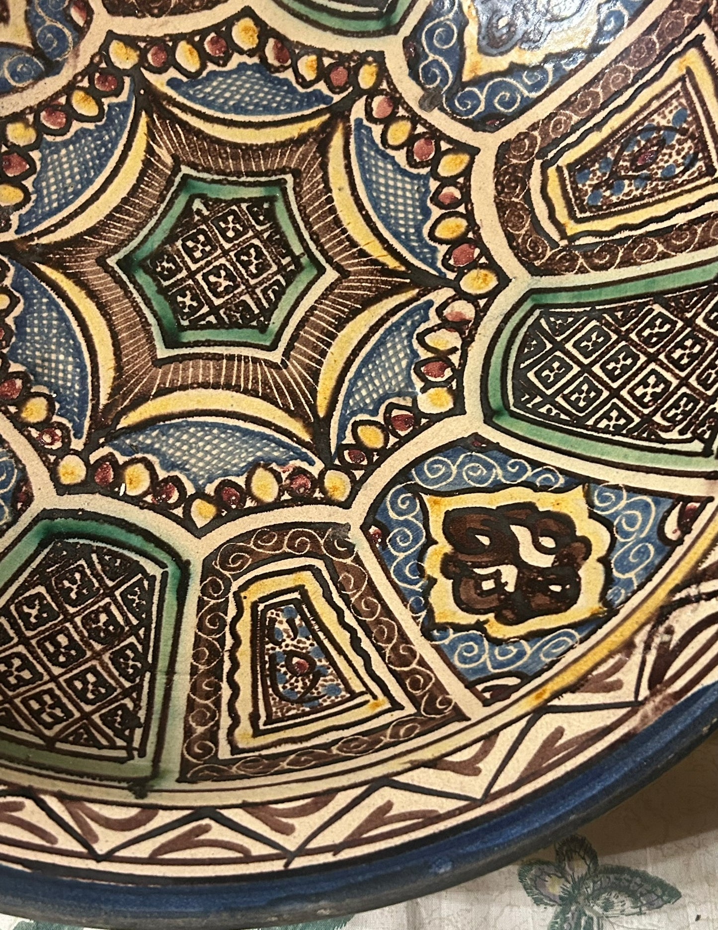 ISLAMIC DECORATED EARTHENWARE ANTIQUE  LARGE BOWL