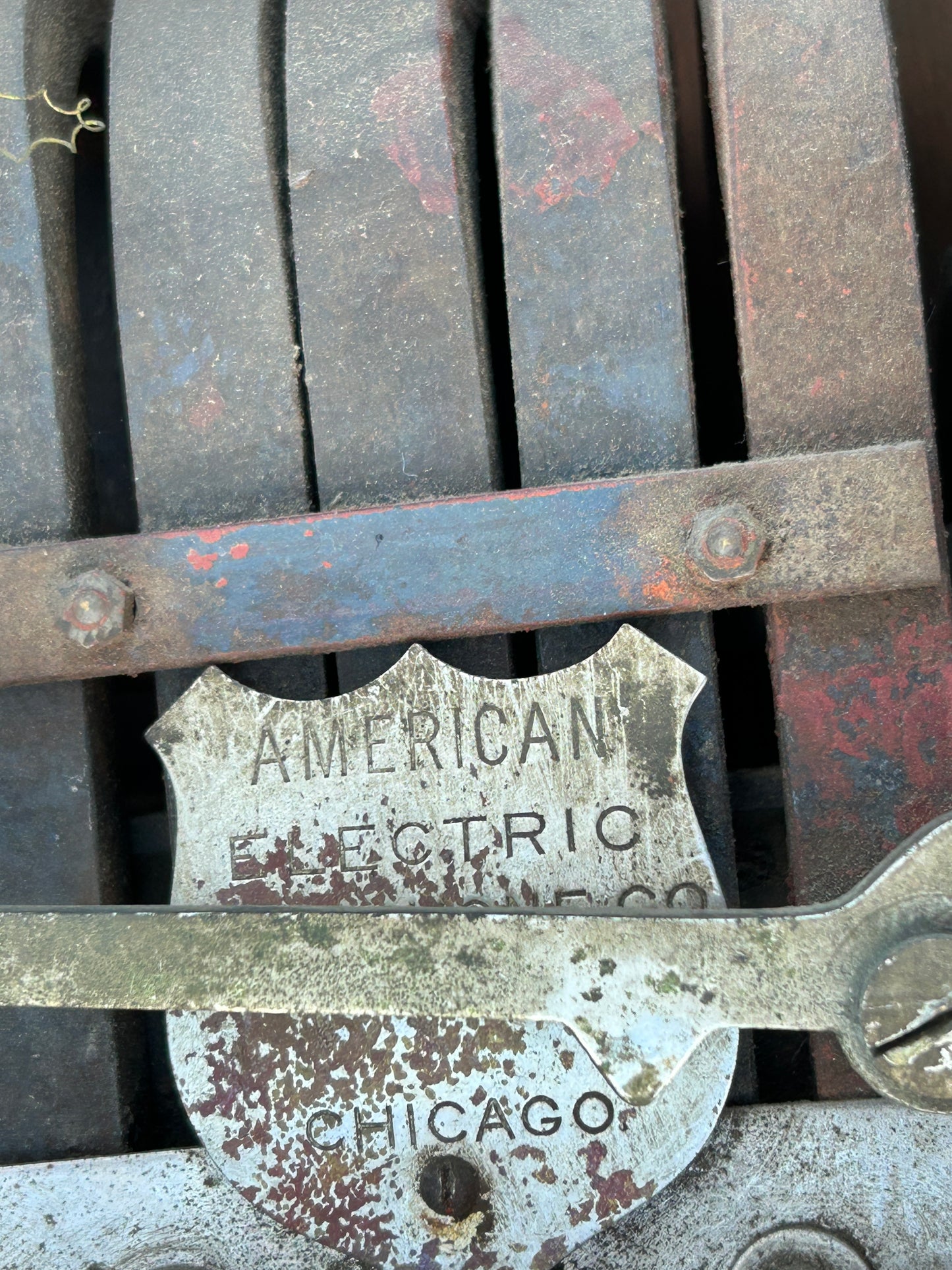 ANTIQUE AMERICAN ELECTRIC TELEPHONE COMPANY OAK WALL PHONE