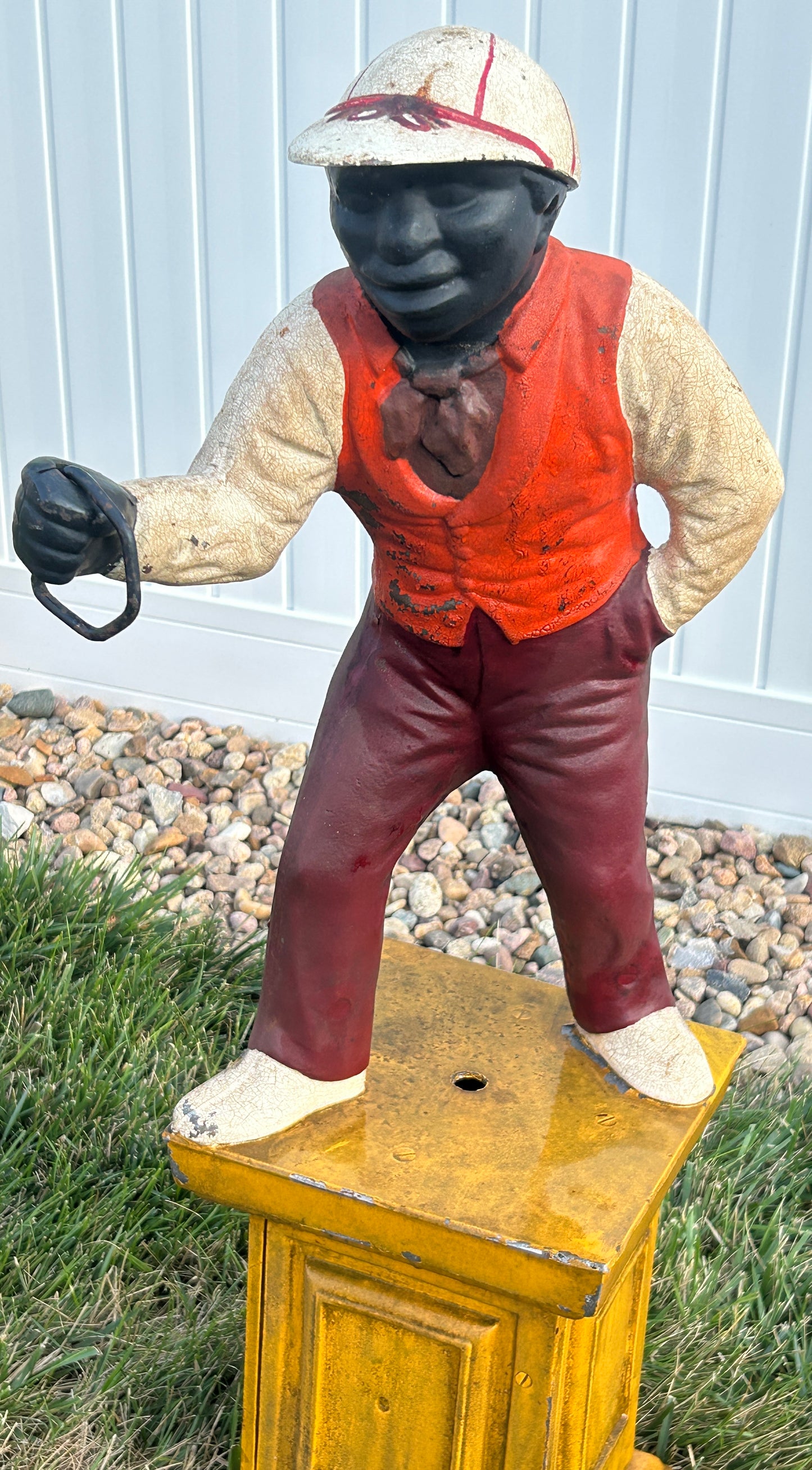 BLACK AMERICANA ANTIQUE IRON LAWN FIGURAL JOCKEY