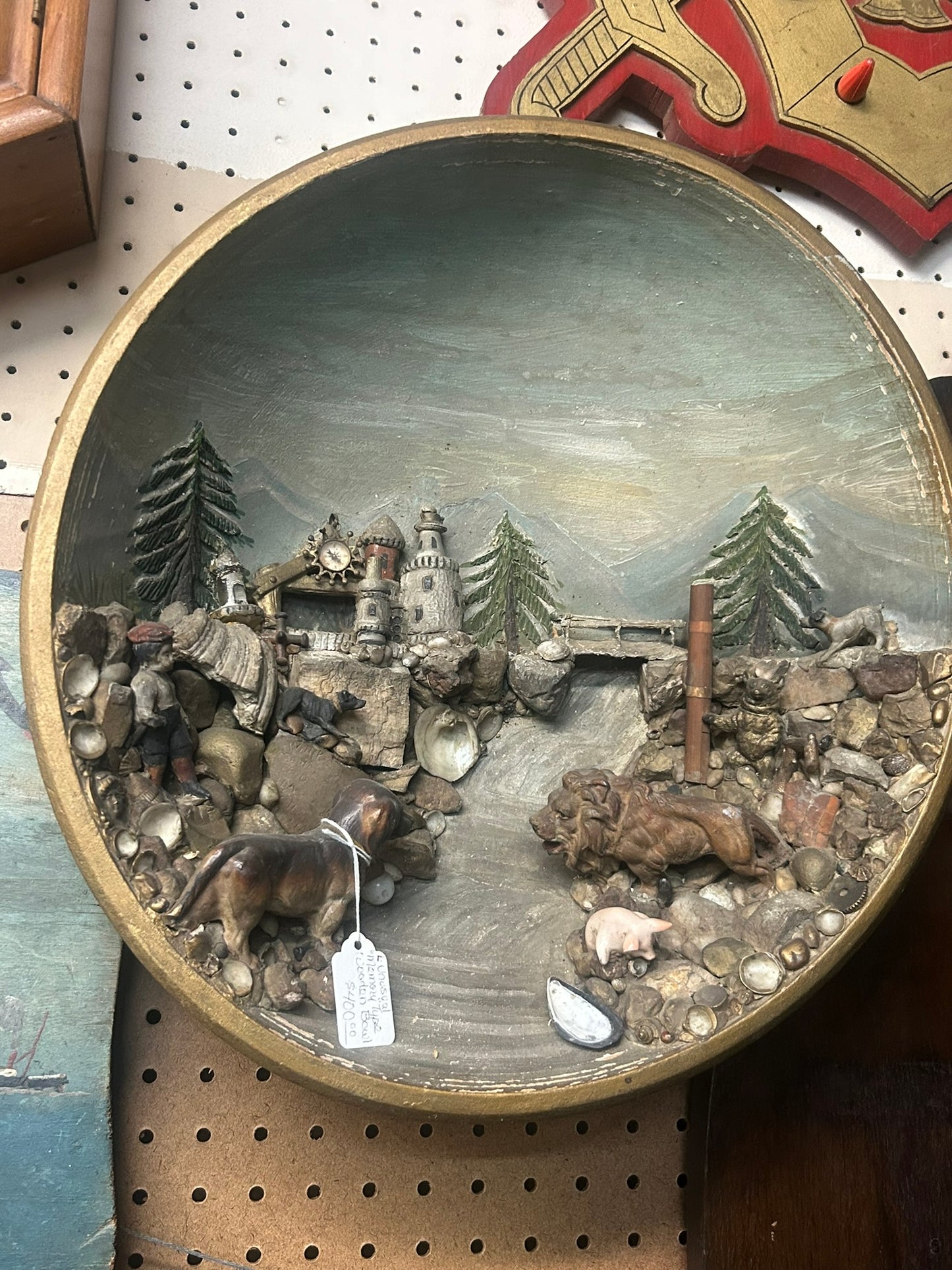 UNUSUAL MEMORY ITEMS IN HANGING WOOD BOWL