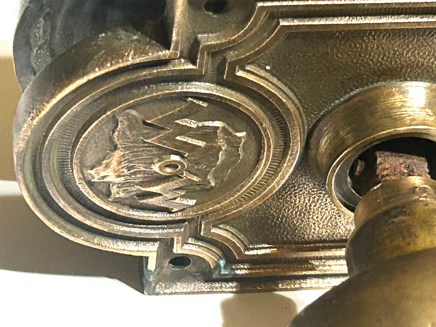 OMAHA NEBRASKA WOODMEN OF THE WORLD BUILDING BRONZE LOCKSET AND DOORKNOB