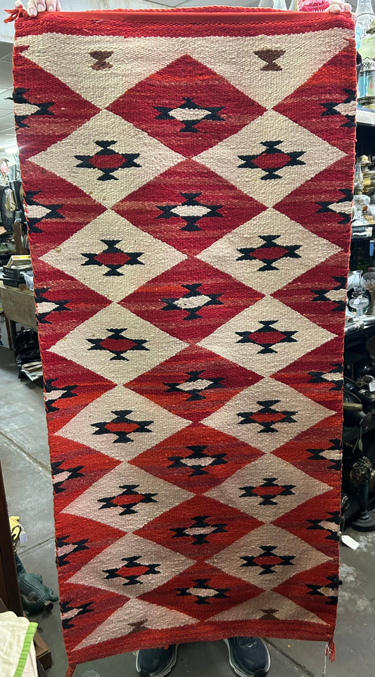 RED NAVAJO RUG WEAVING 1930's