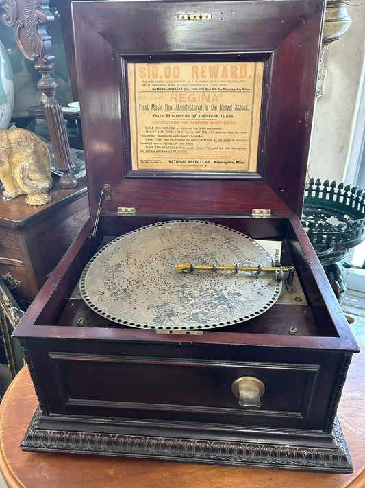 REGINA COIN OPERATED DISC MUSIC BOX