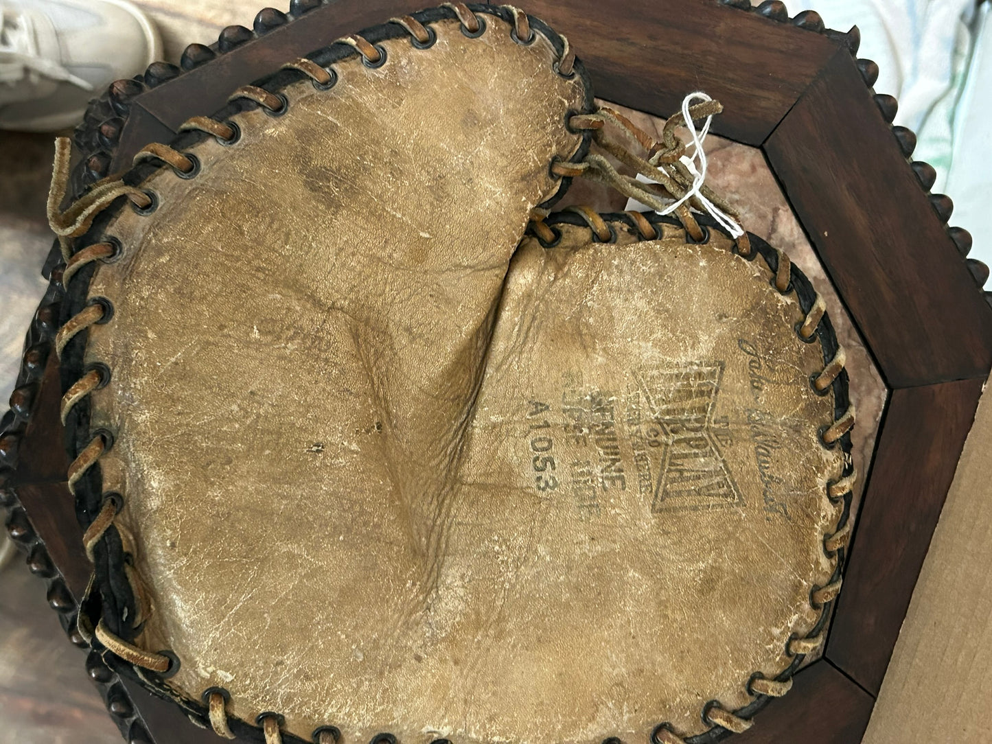 JAKE DAUBERT BASEBALL CATCHER'S MITT EARLY 1900's