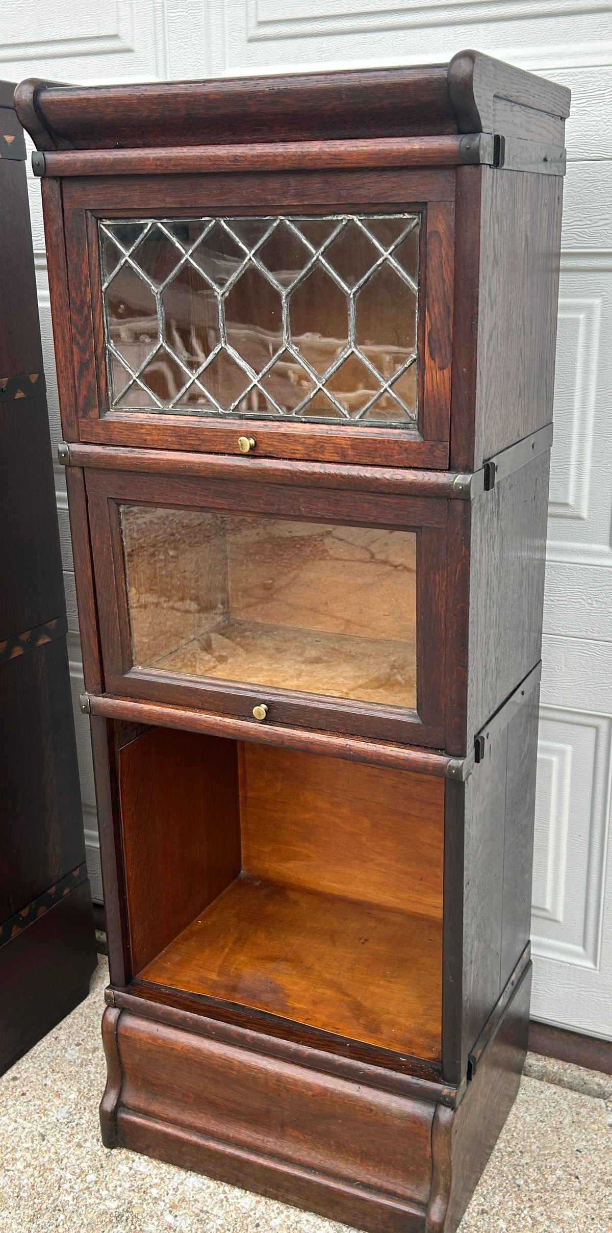 1/2 WIDTH SIZE RARE ANTIQUE BARRISTER OAK STACK BOOKCASE WITH LEADED TOP DOOR