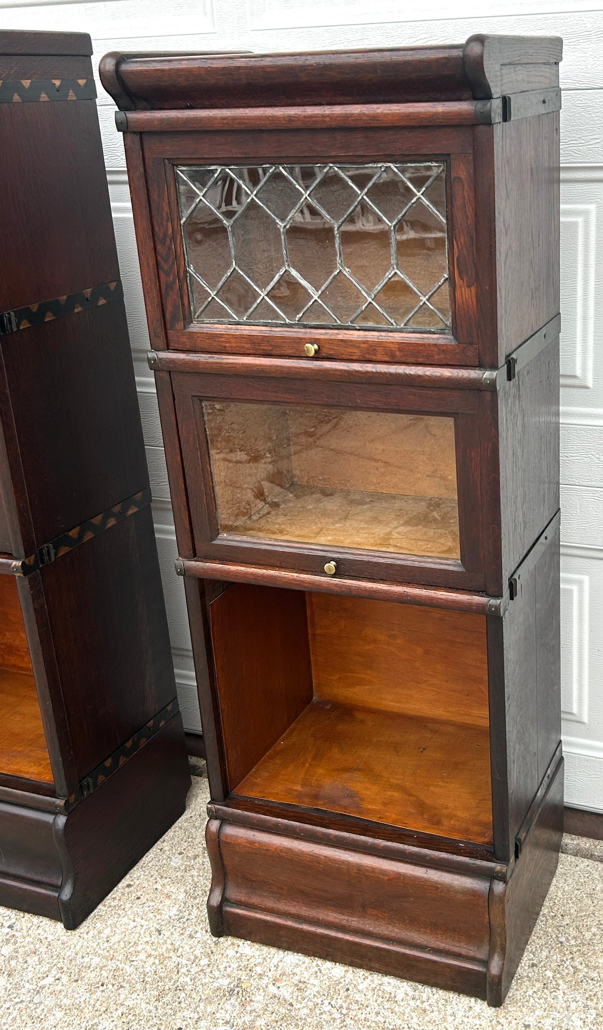 1/2 WIDTH SIZE RARE ANTIQUE BARRISTER OAK STACK BOOKCASE WITH LEADED TOP DOOR