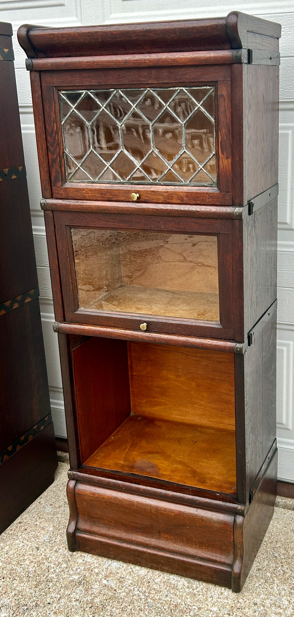 1/2 WIDTH SIZE RARE ANTIQUE BARRISTER OAK STACK BOOKCASE WITH LEADED TOP DOOR
