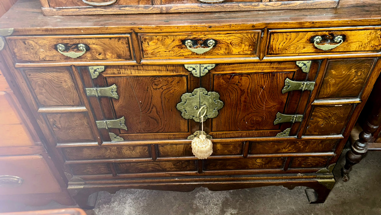 ORIENTAL JAPANESE EARLY 1900's CABINET