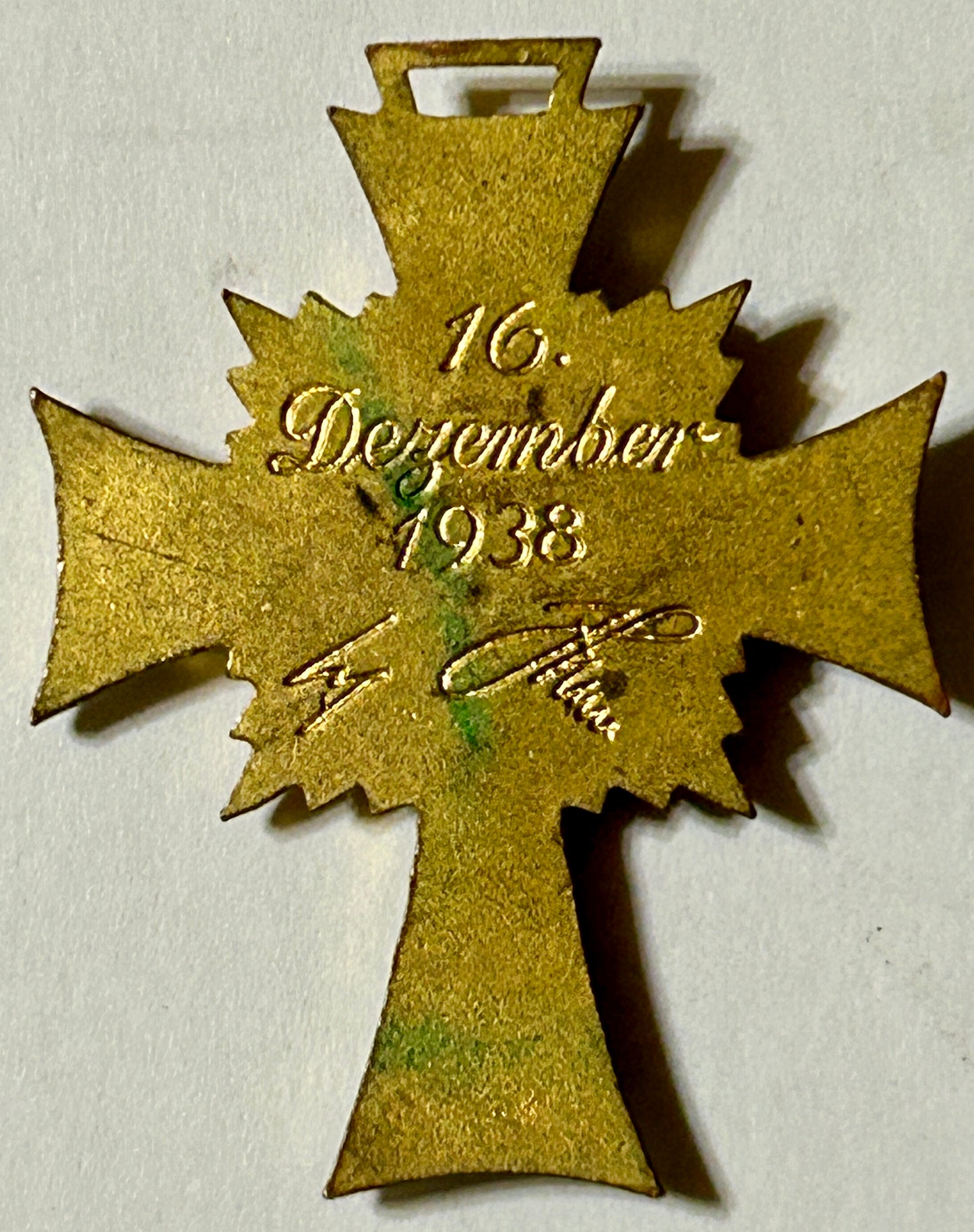 GERMAN WWII MOTHERS CROSS