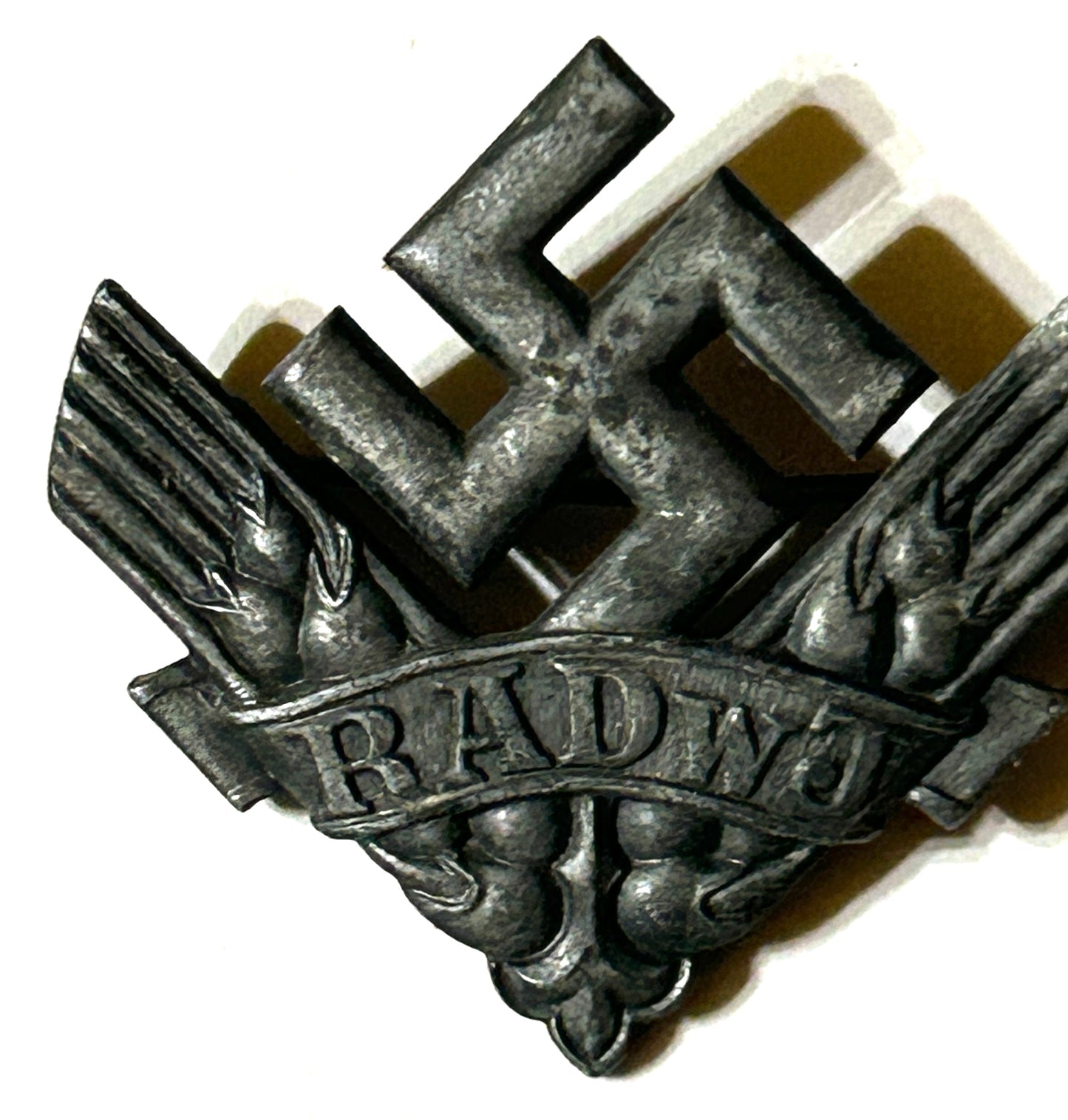 GERMAN WWII RAD WJ SERVICE PIN