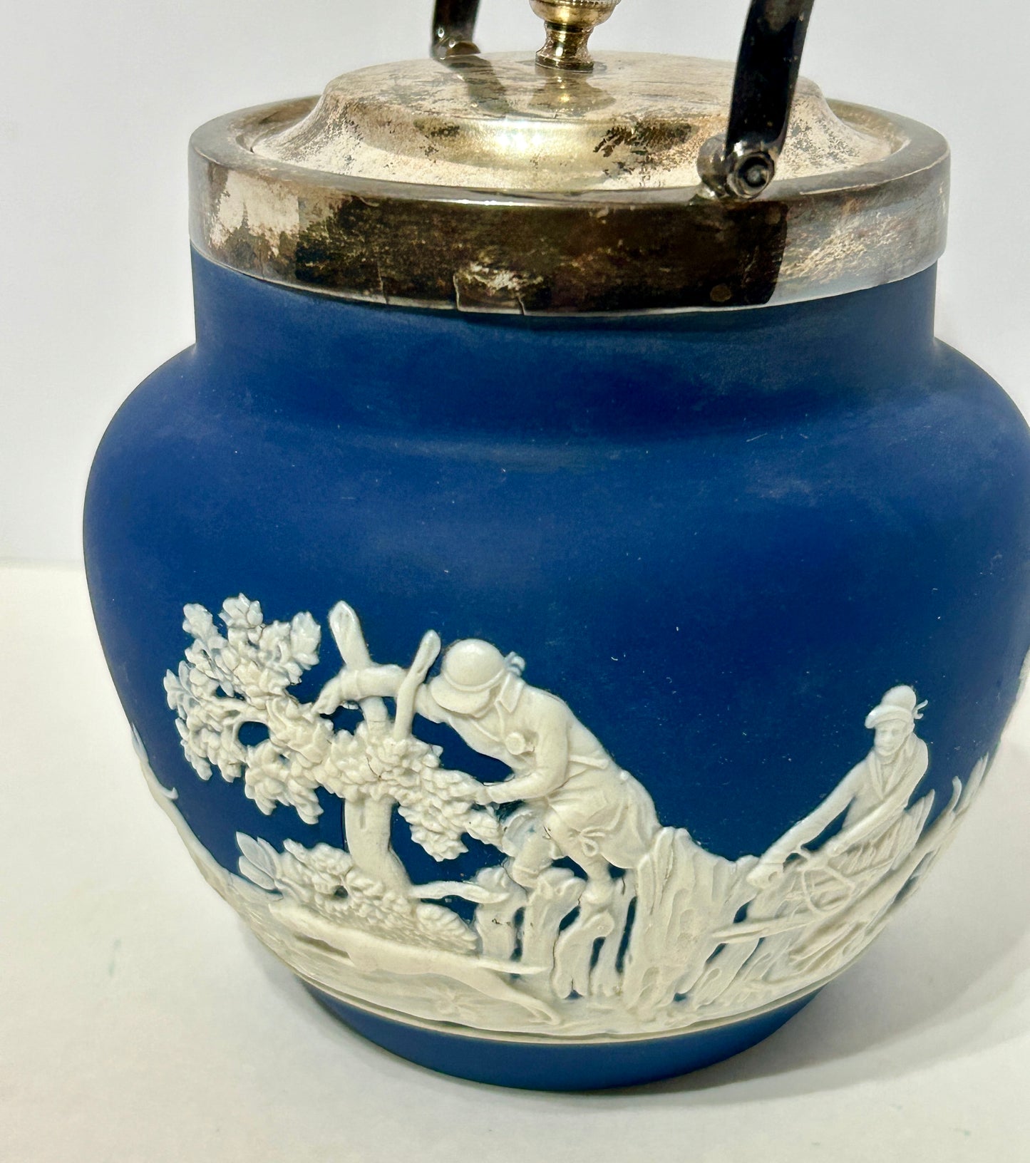 ANTIQUE ADAMS JASPER WARE BLUE AND WHITE JAR WITH HORSES SCENE