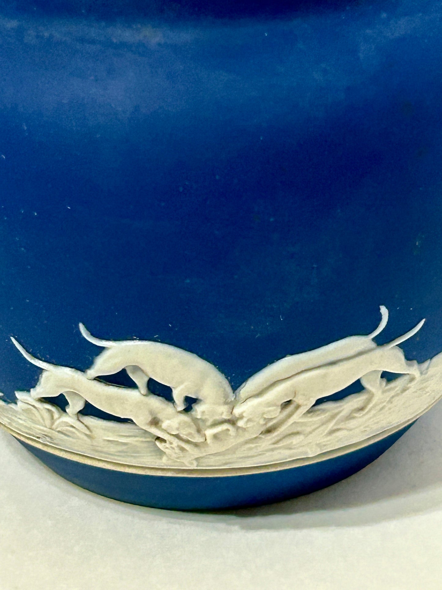 ANTIQUE ADAMS JASPER WARE BLUE AND WHITE JAR WITH HORSES SCENE