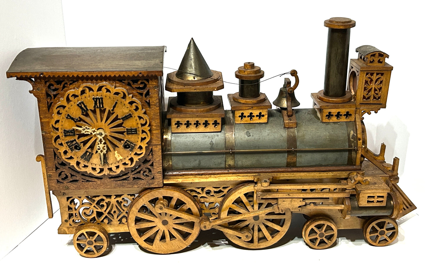 ANTIQUE FRETWORK LOCOMOTIVE CLOCK