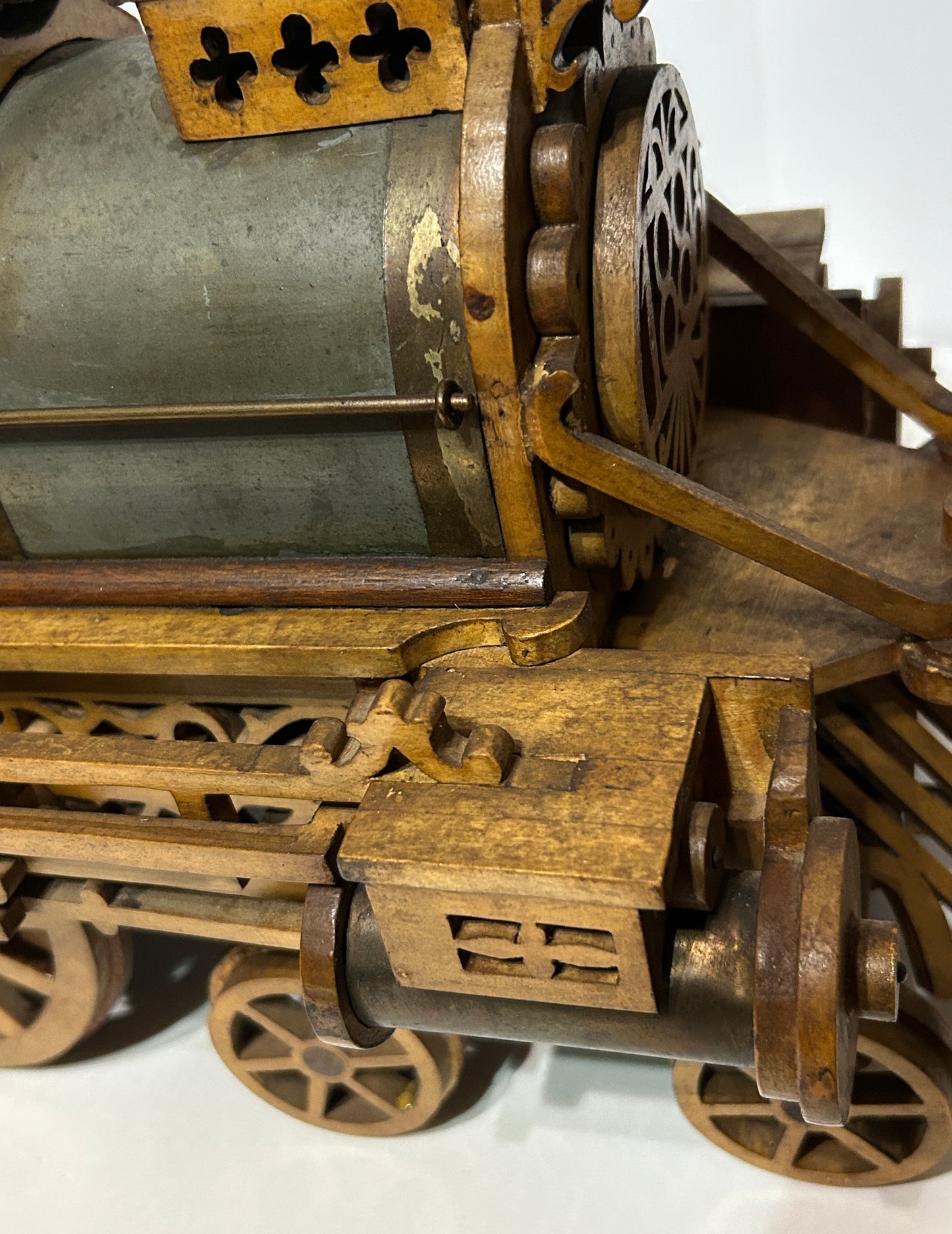 ANTIQUE FRETWORK LOCOMOTIVE CLOCK
