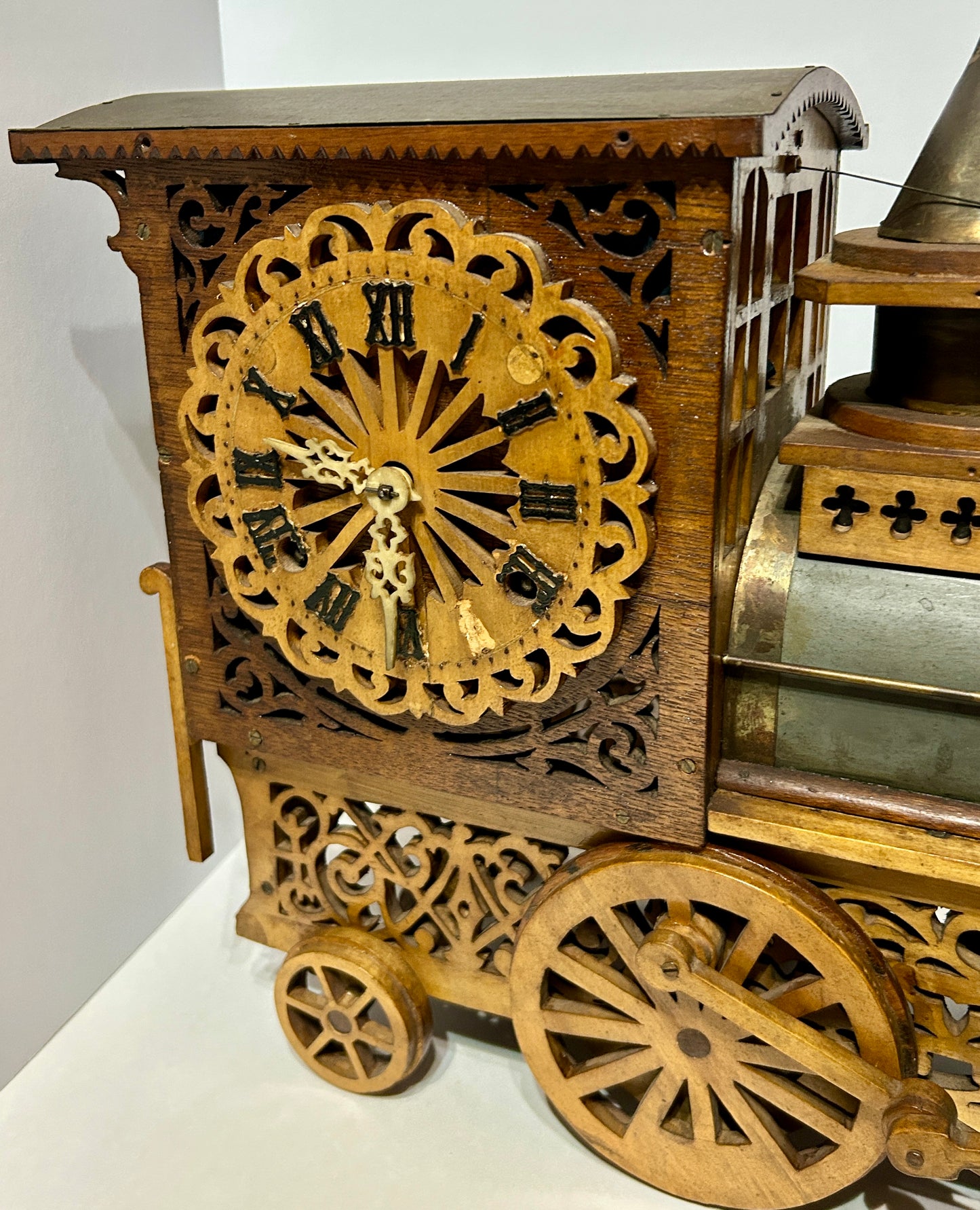 ANTIQUE FRETWORK LOCOMOTIVE CLOCK