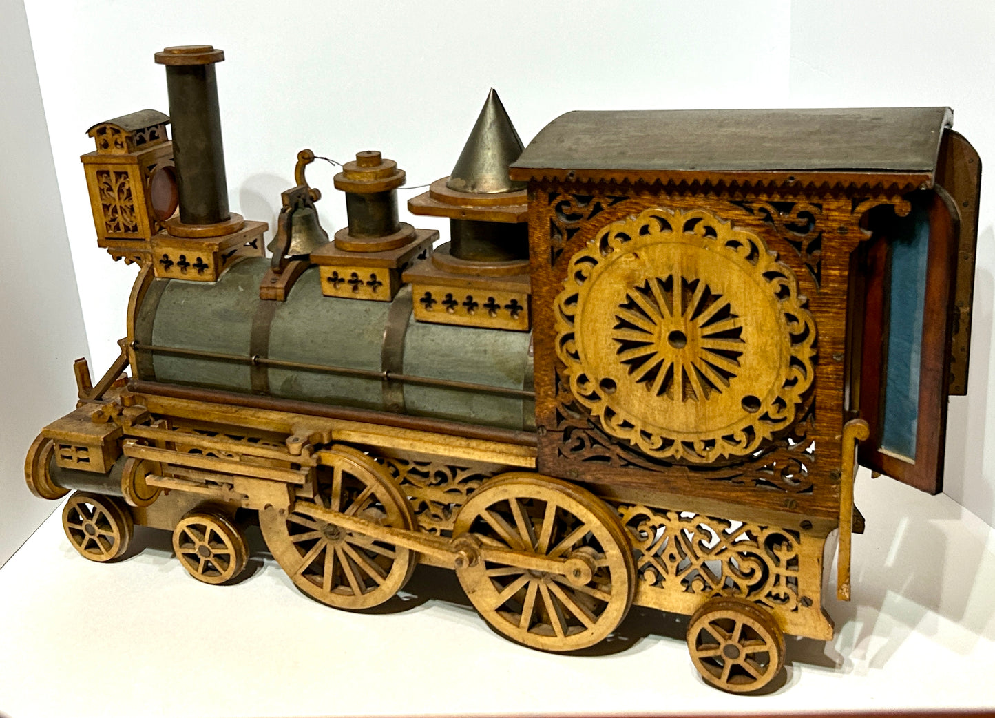 ANTIQUE FRETWORK LOCOMOTIVE CLOCK