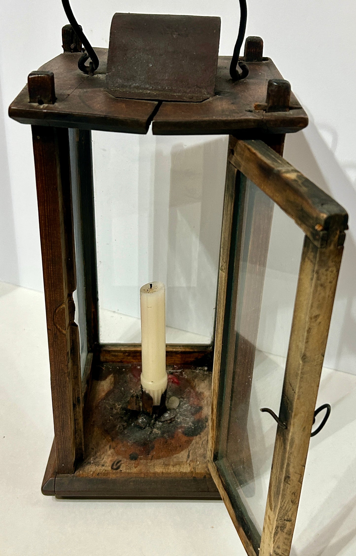 ANTIQUE 1700'S WOODEN CANDLE LANTERN