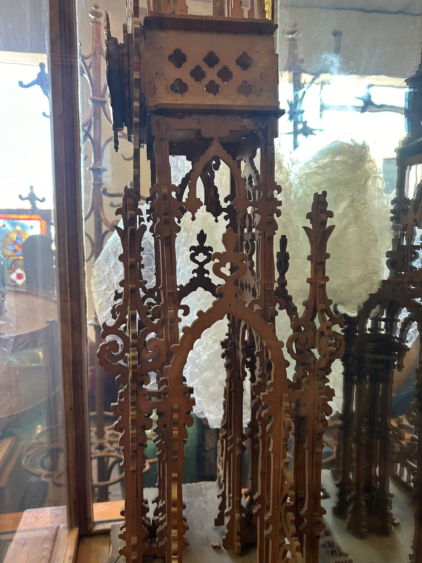 ANTIQUE FRETWORK STEEPLE SHAPE LARGE CLOCK IN WOOD CASE