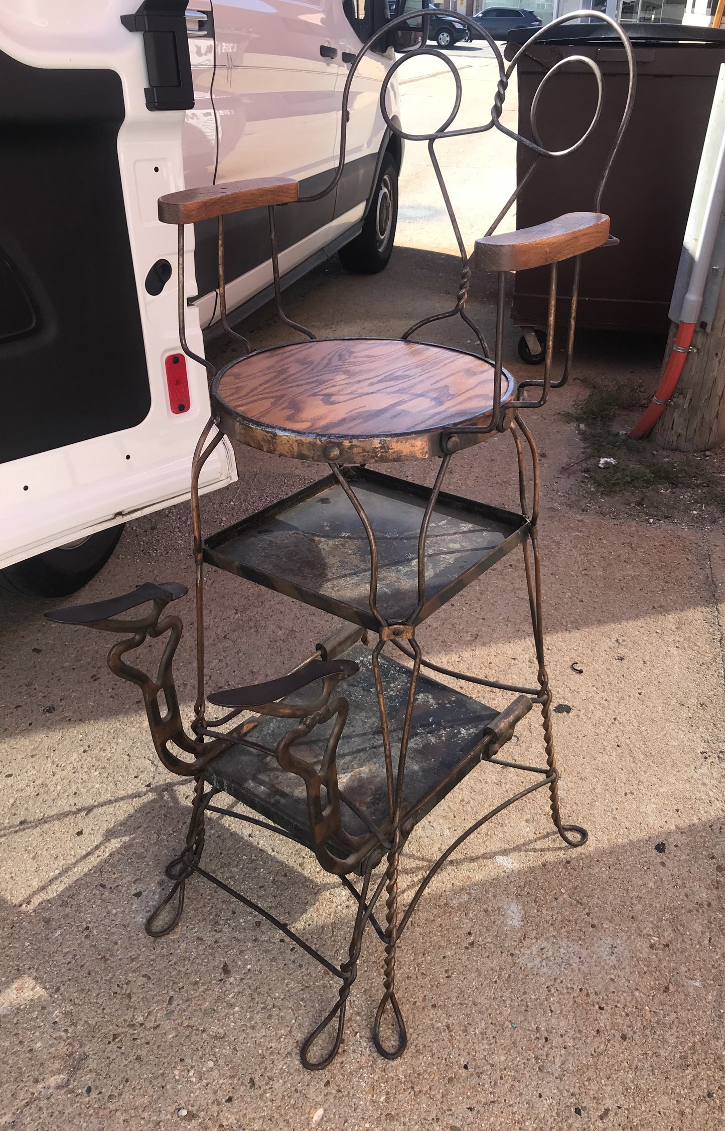 ANTIQUE COPPER FLASHED WIRE ICE CREAM STYLE SHOE POLISHING CHAIR