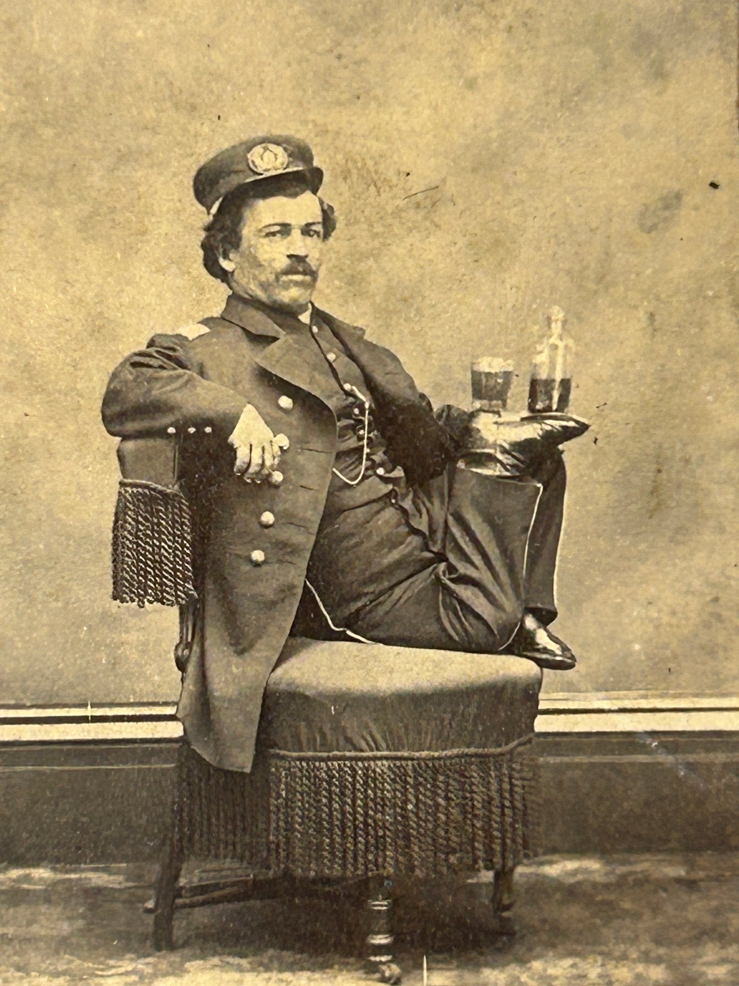ANTIQUE CDV PHOTOGRAPH OF SIDESHOW ATTRACTION "DUKE THE $80,000 DUKE"