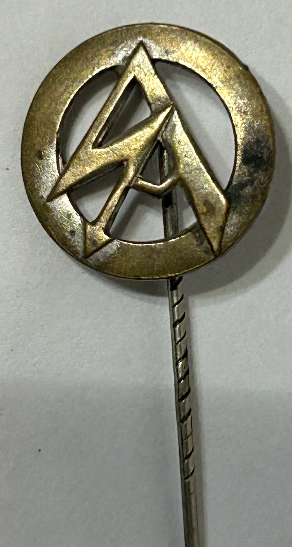GERMAN WWII SA DESIGN ELITE NAZI DIVISION STICK PIN