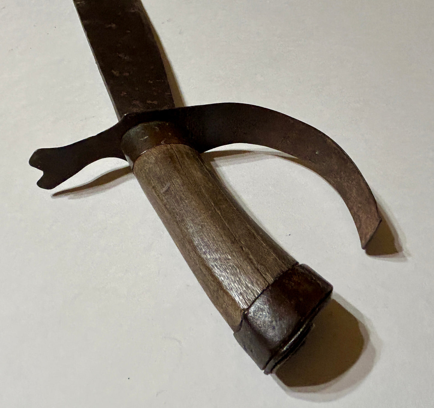CONFEDERATE CIVIL WAR LONG KNIFE?