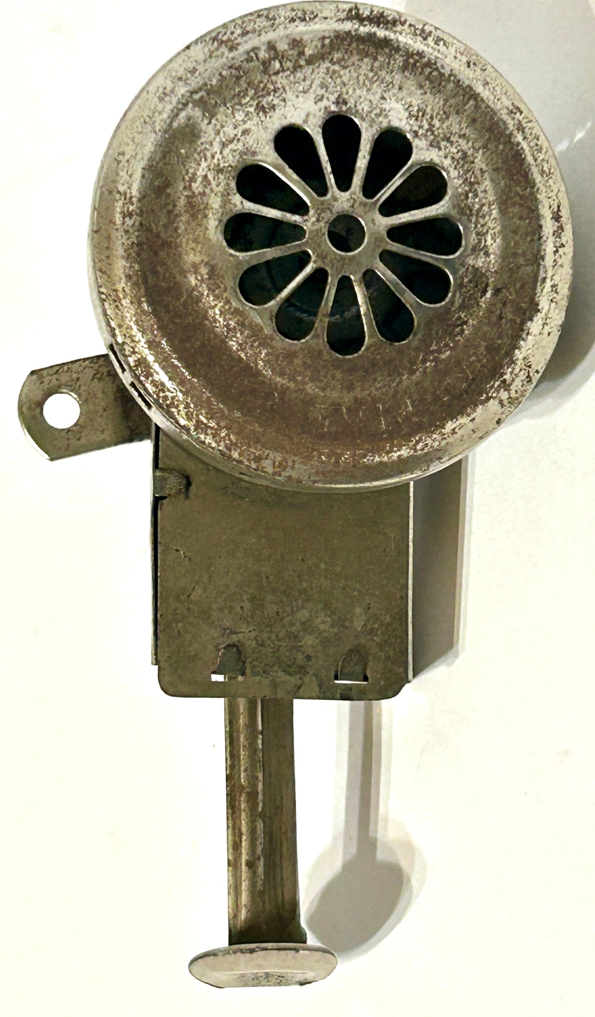 ANTIQUE POLICE AND FIRE CHIEF SIREN FOR BICYCLES