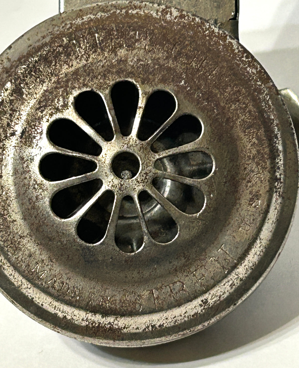 ANTIQUE POLICE AND FIRE CHIEF SIREN FOR BICYCLES