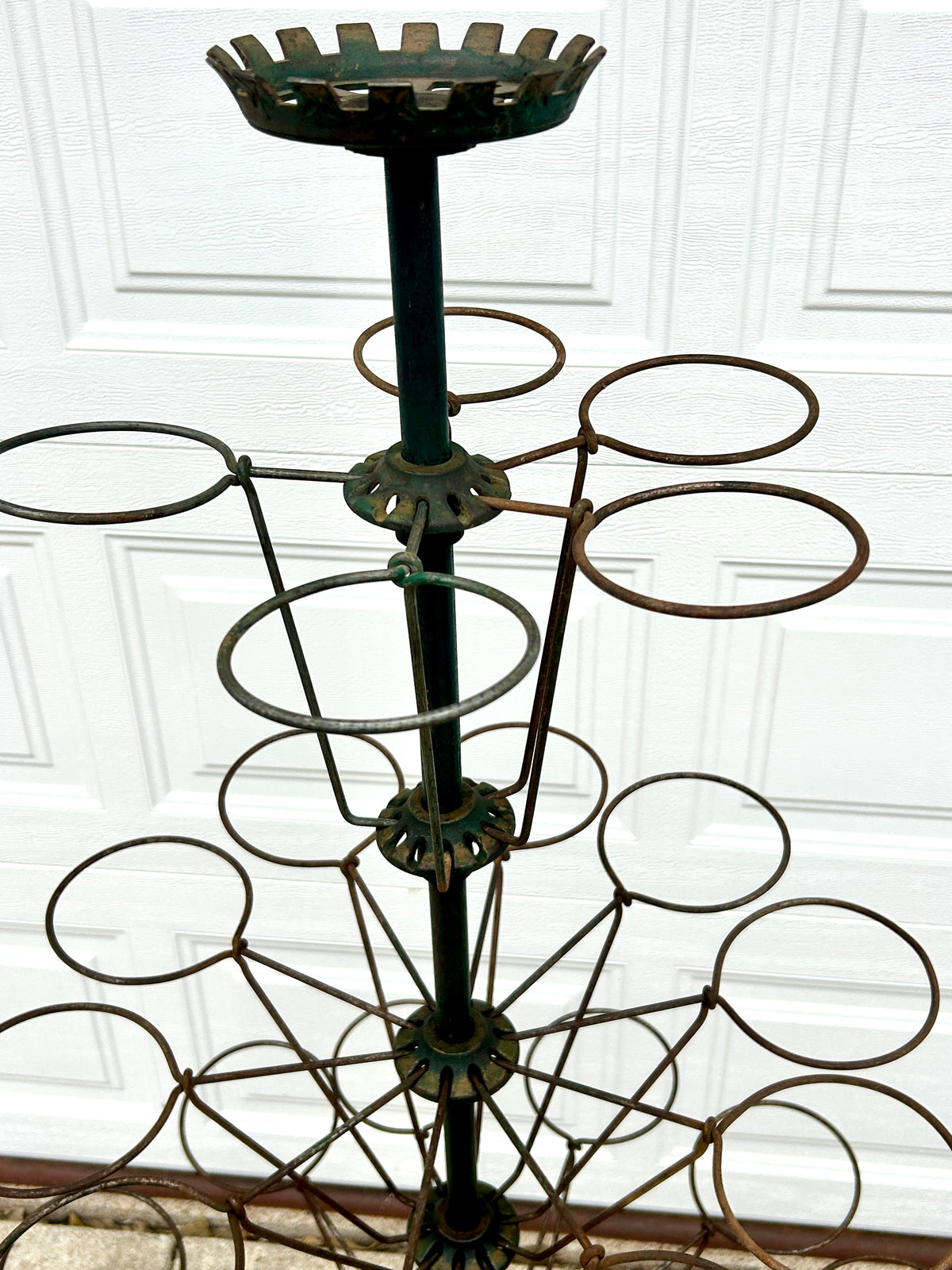 ANTIQUE CAST IRON REVOLVING 27 ARM PLANT RACK