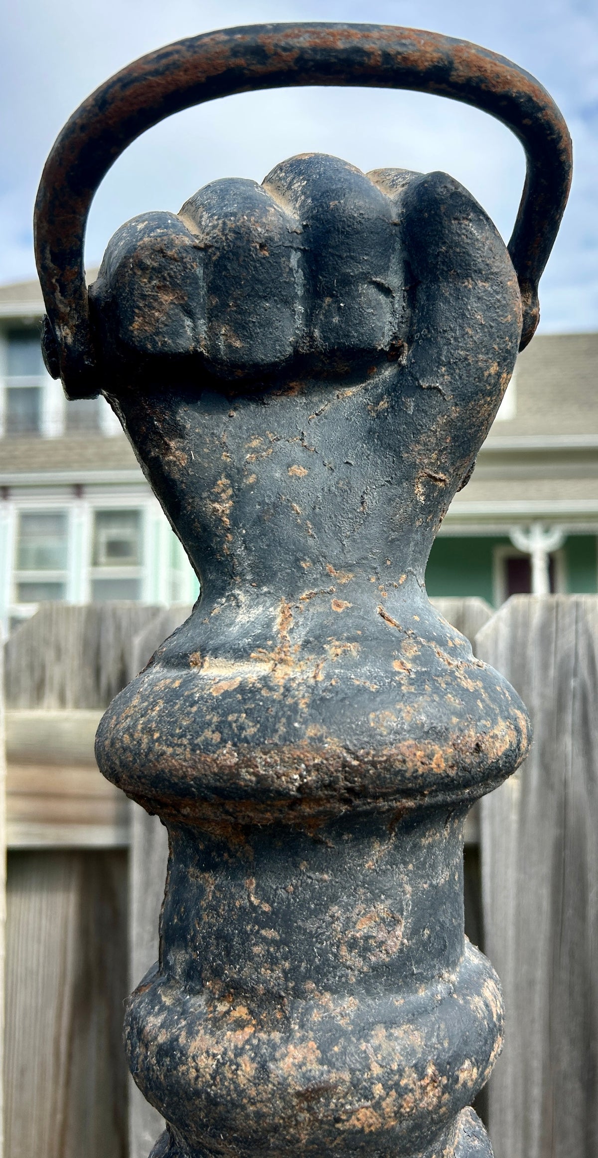 CAST IRON ANTIQUE RARE FIGURAL HITCHING POST SHAPED LIKE RAISED CLENCHED FIST