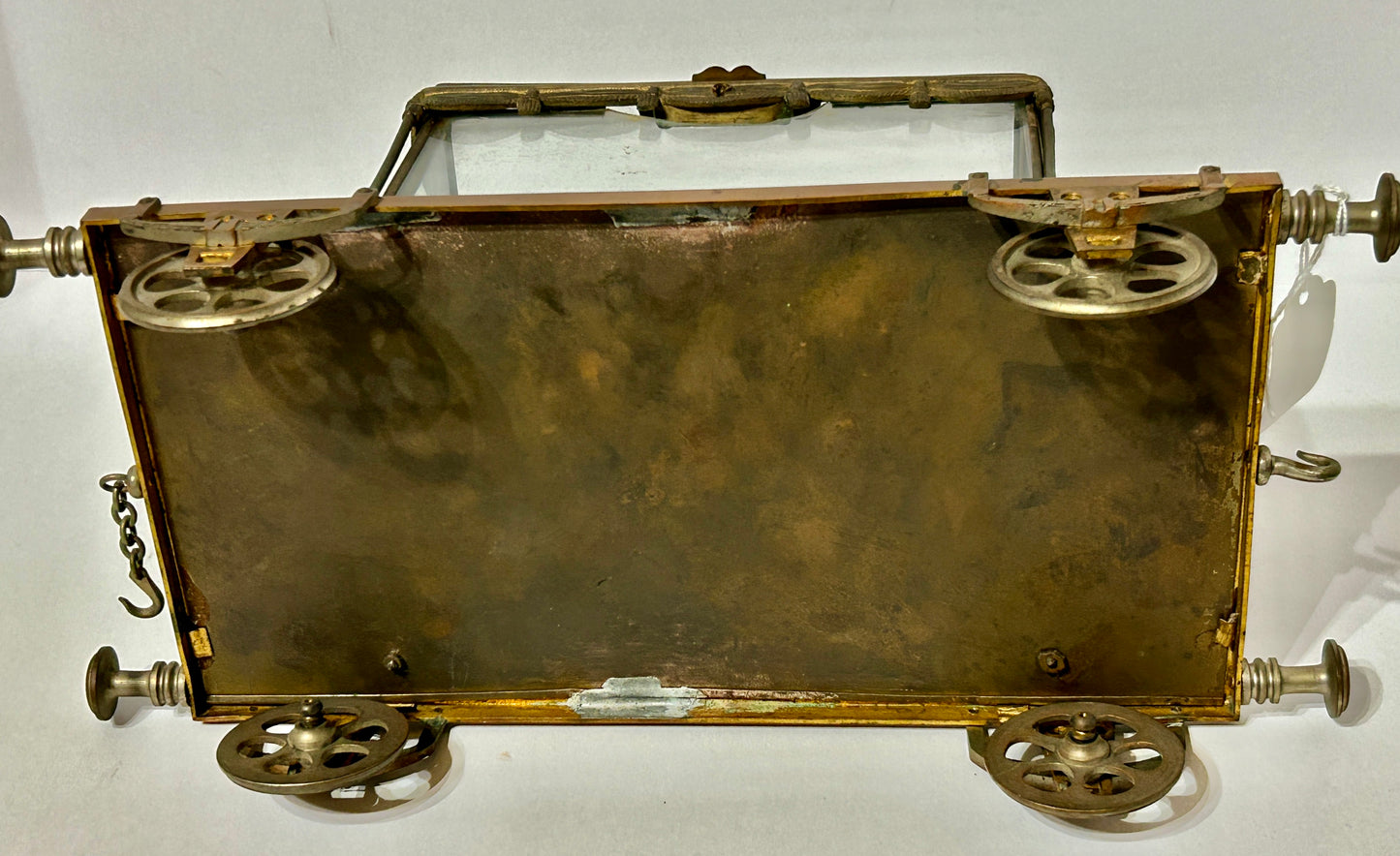 ANTIQUE CIGAR HUMIDOR ? SHAPED LIKE RAILROAD CAR