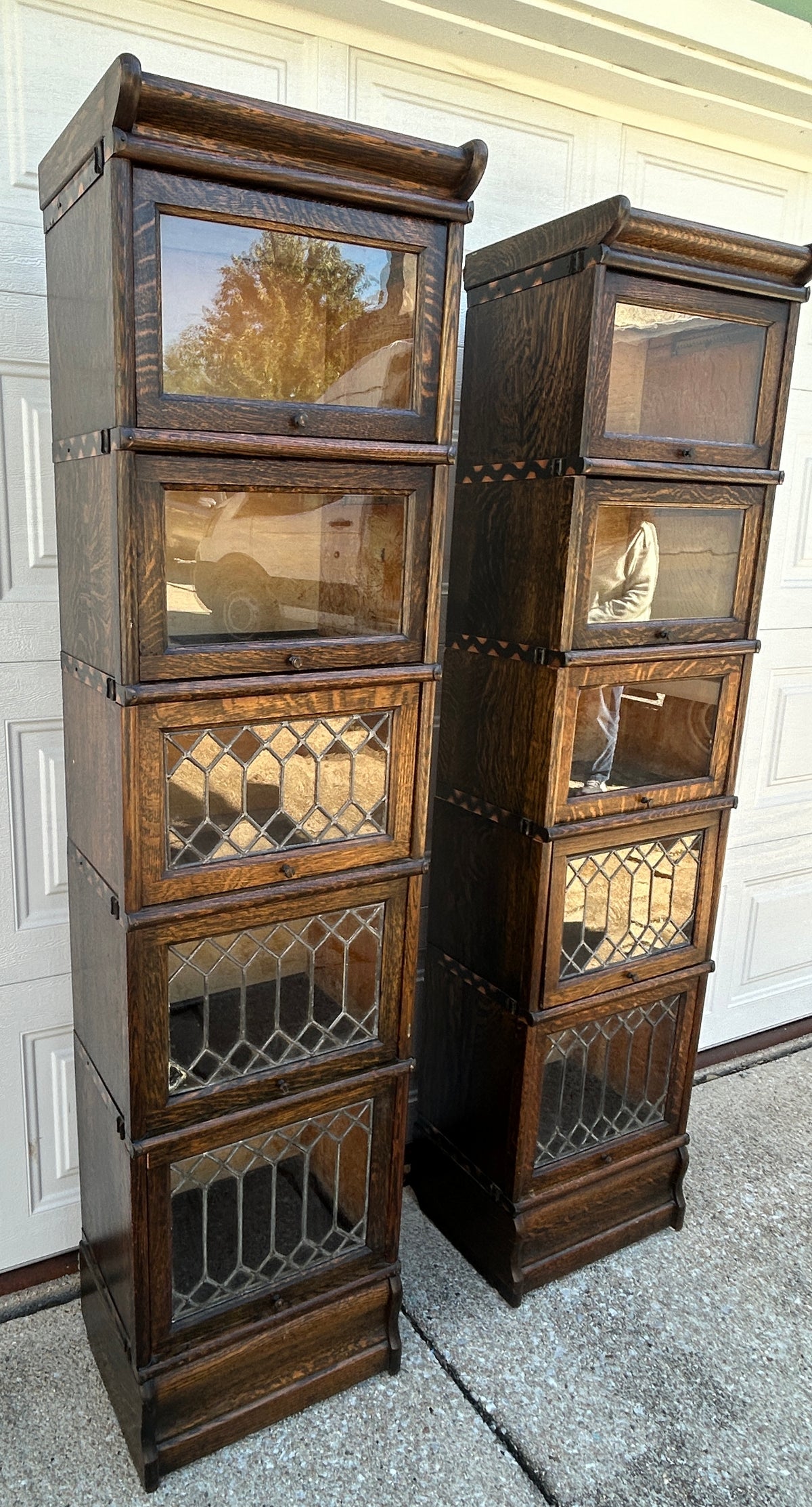 HALF SIZE FIVE STACK MISSION ANTIQUE OAK BOOKCASE WITH THREE LEADED DOOR SECTIONS