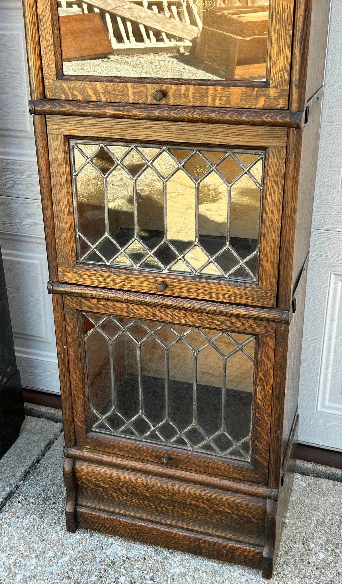 MISSION OAK HALF SIZE FIIVE STACK BOOKCASE WITH LEADED DOORS