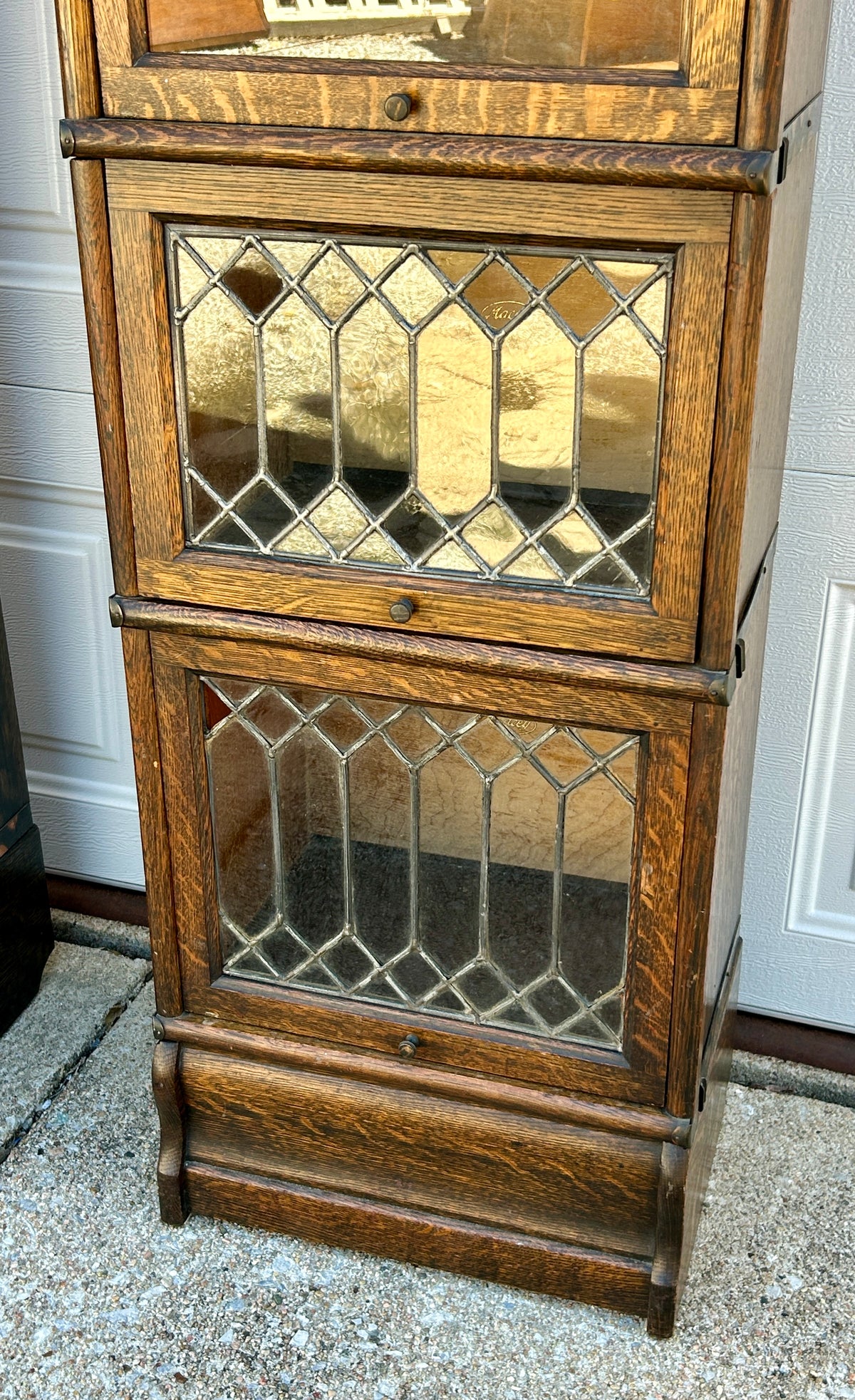 MISSION OAK HALF SIZE FIIVE STACK BOOKCASE WITH LEADED DOORS