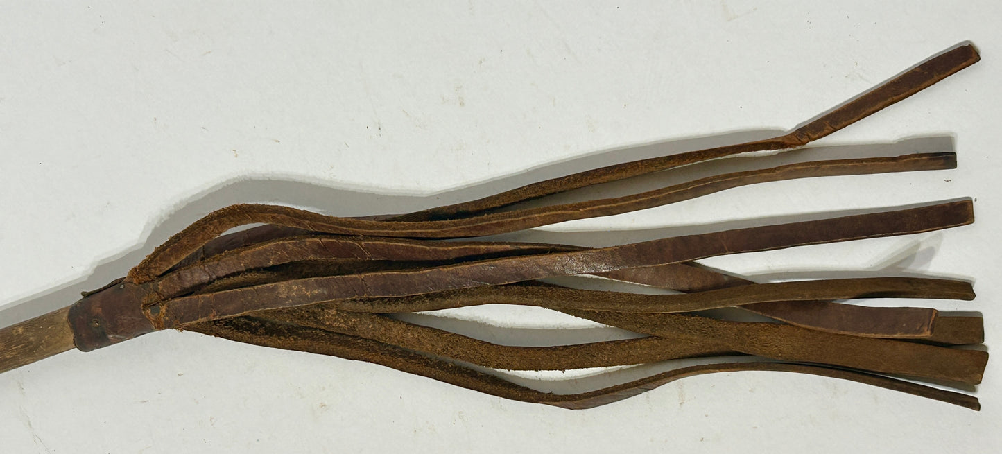 LEATHER THONG WHIP ANTIQUE