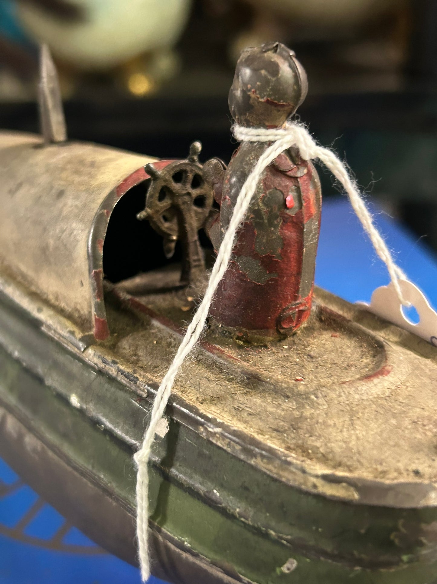 ANTIQUE TIN WIND UP BOAT