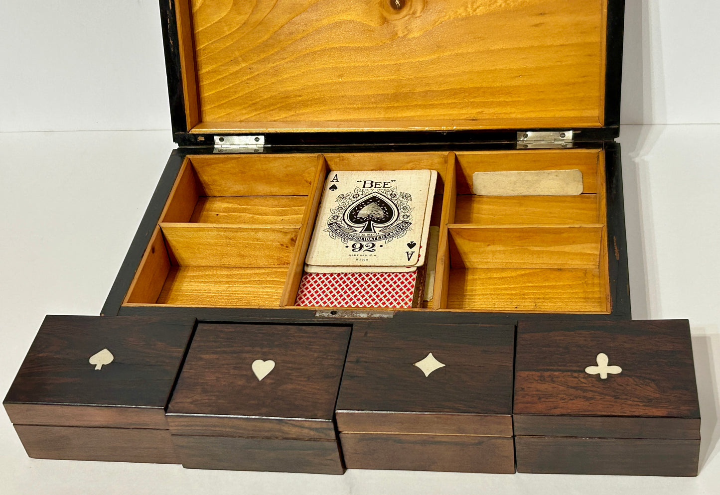 CARD COUNTERS IN ANTIQUE ROSEWOOD BOX WITH DYED BONE COUNTERS