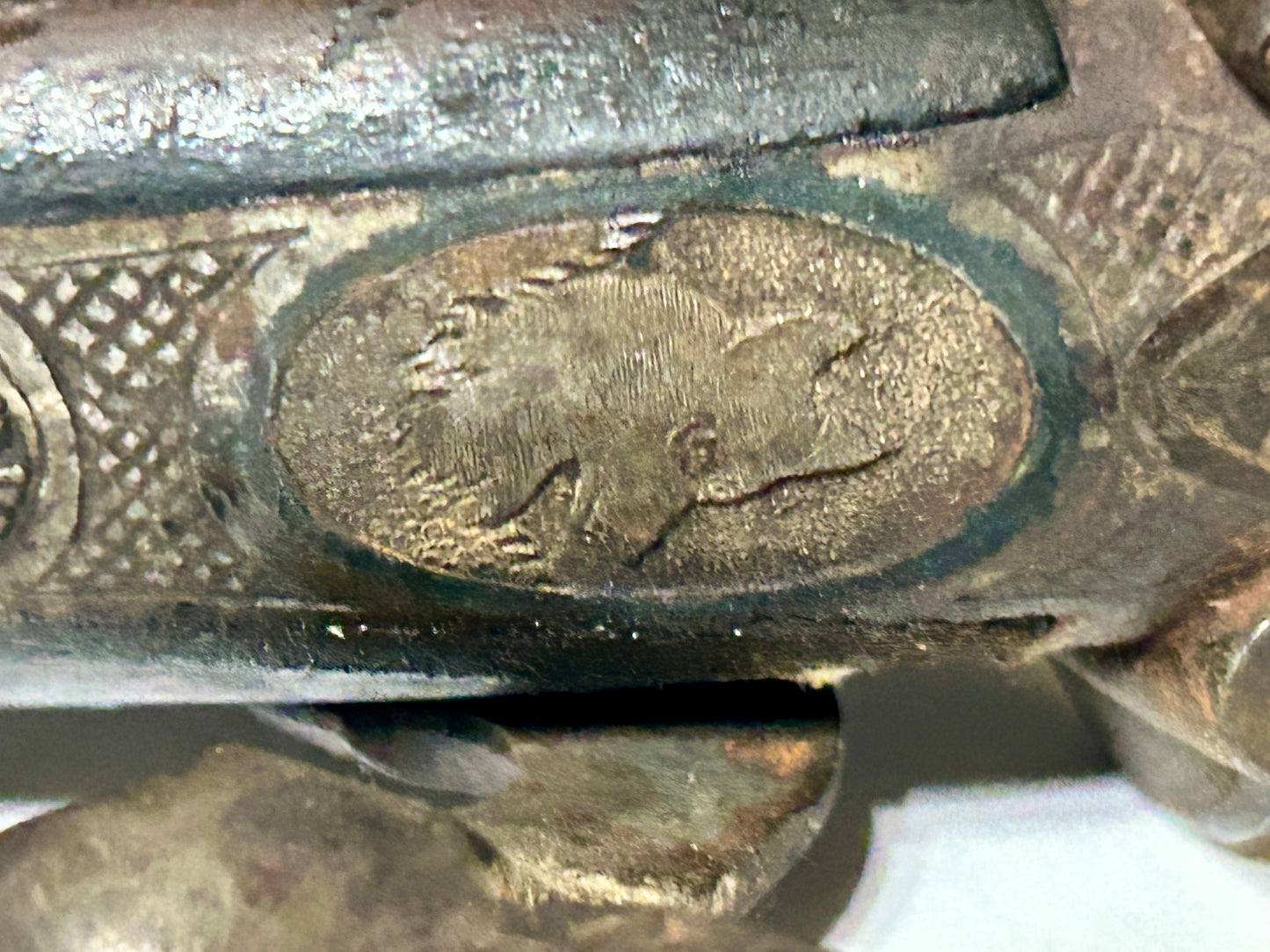 ANTIQUE DOUBLE BARREL SHOTGUN RECEIVER WITH FANCY ANIMAL ENGRAVINGS