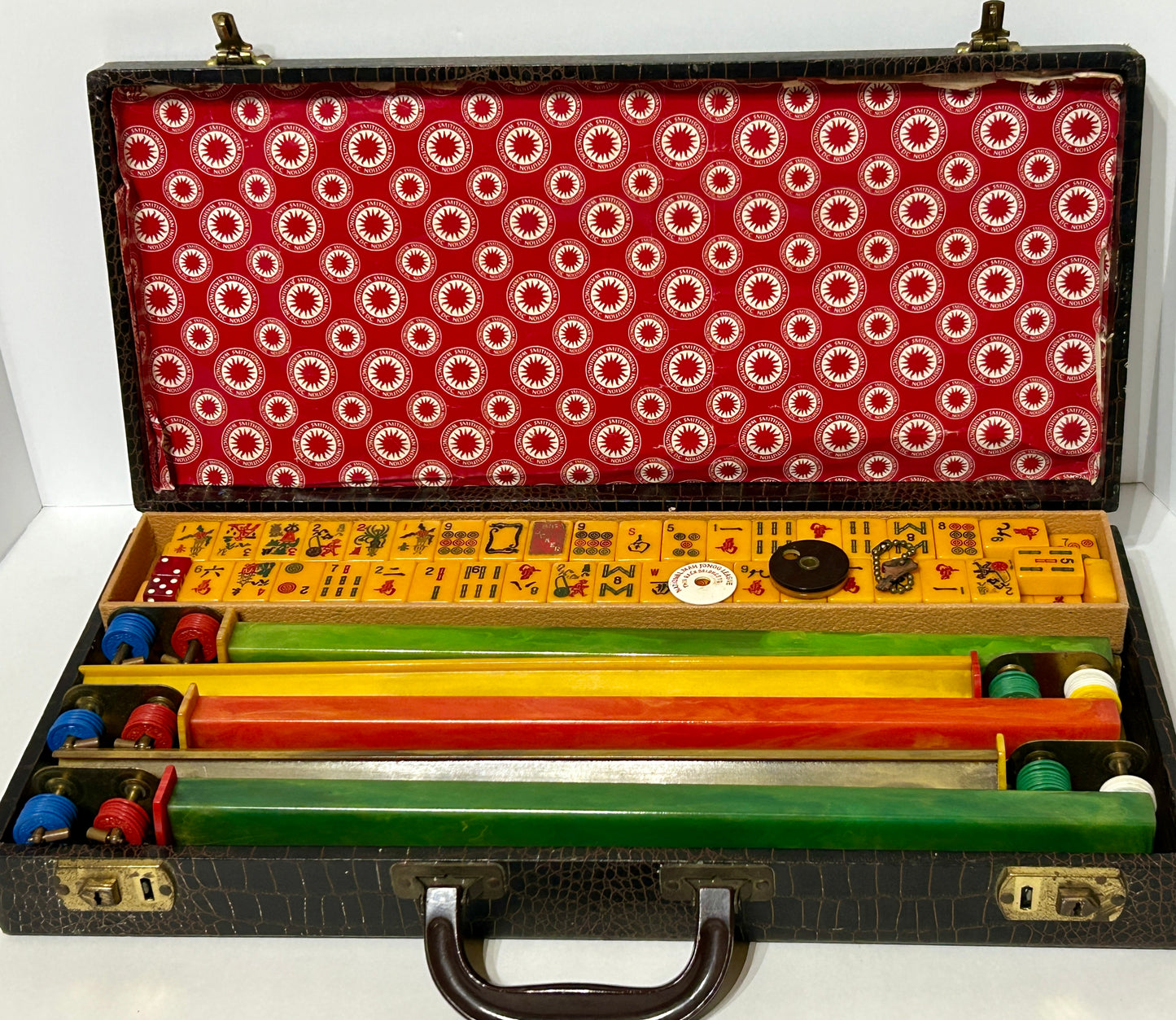 BAKELITE MAHJONG SET IN CASE
