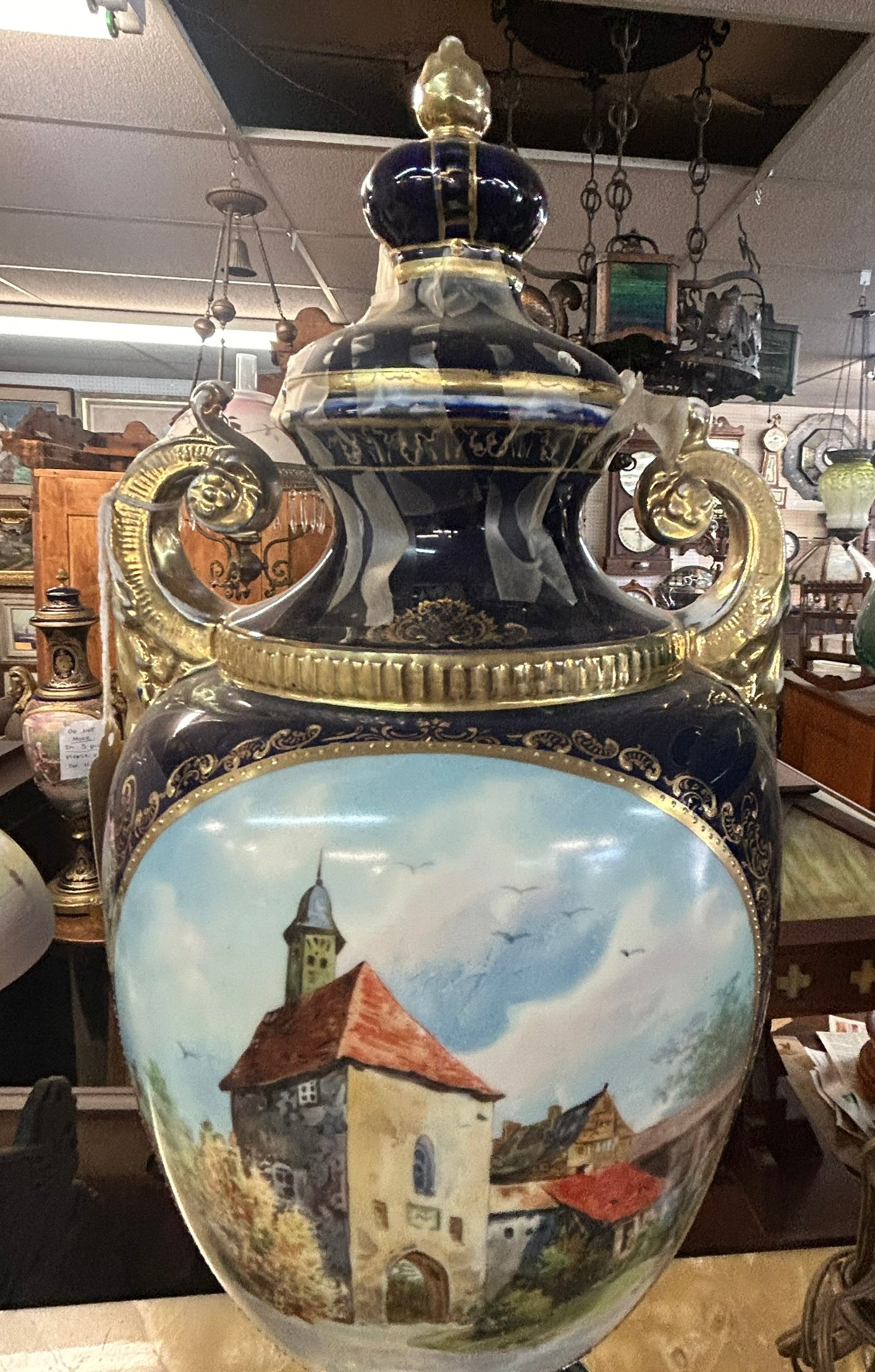 ROYAL VIENNA URN WITH HAND PAINTING