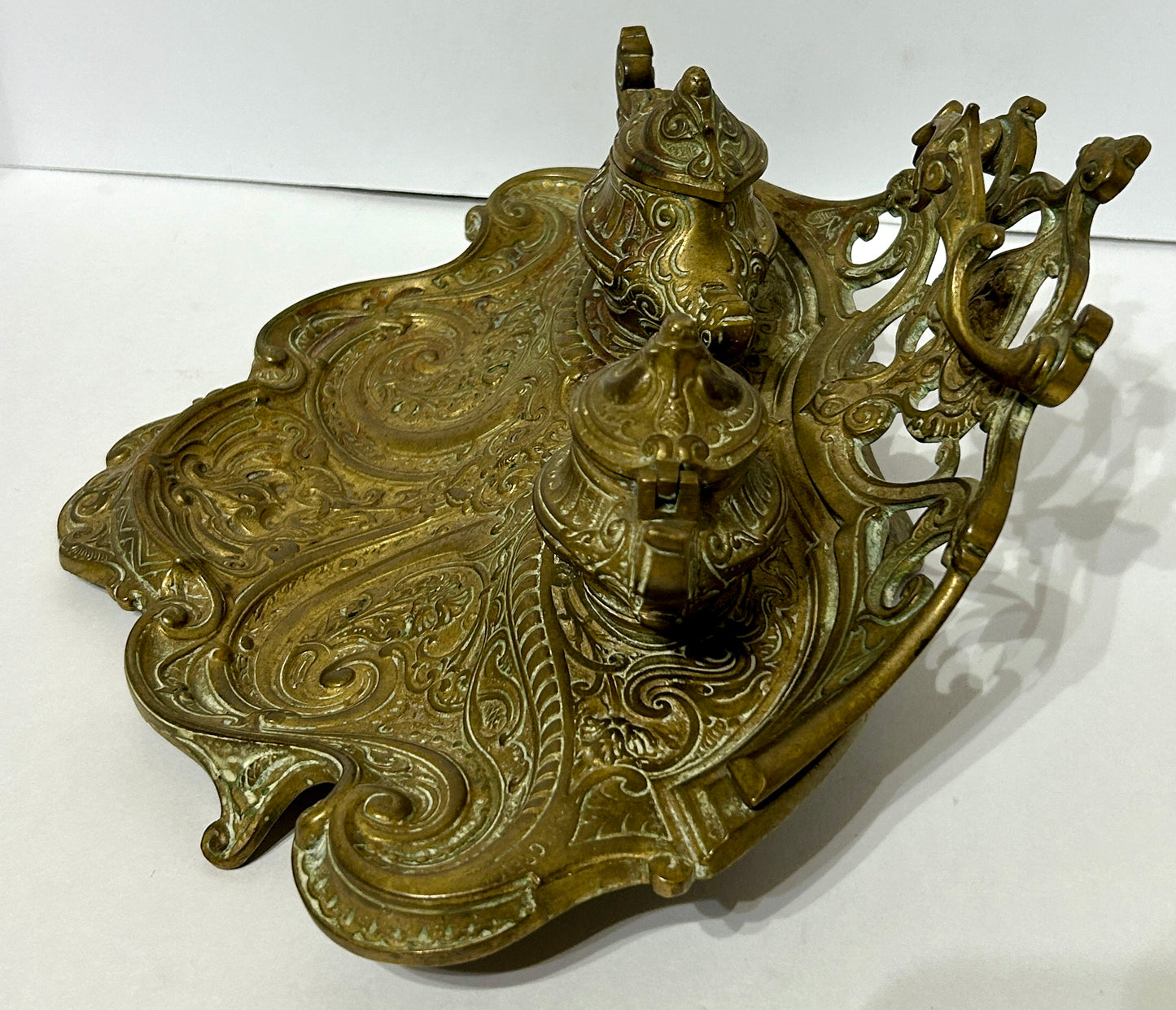 LARGE ANTIQUE FANCY BRASS DOUBLE INKWELL HIGH QUALITY
