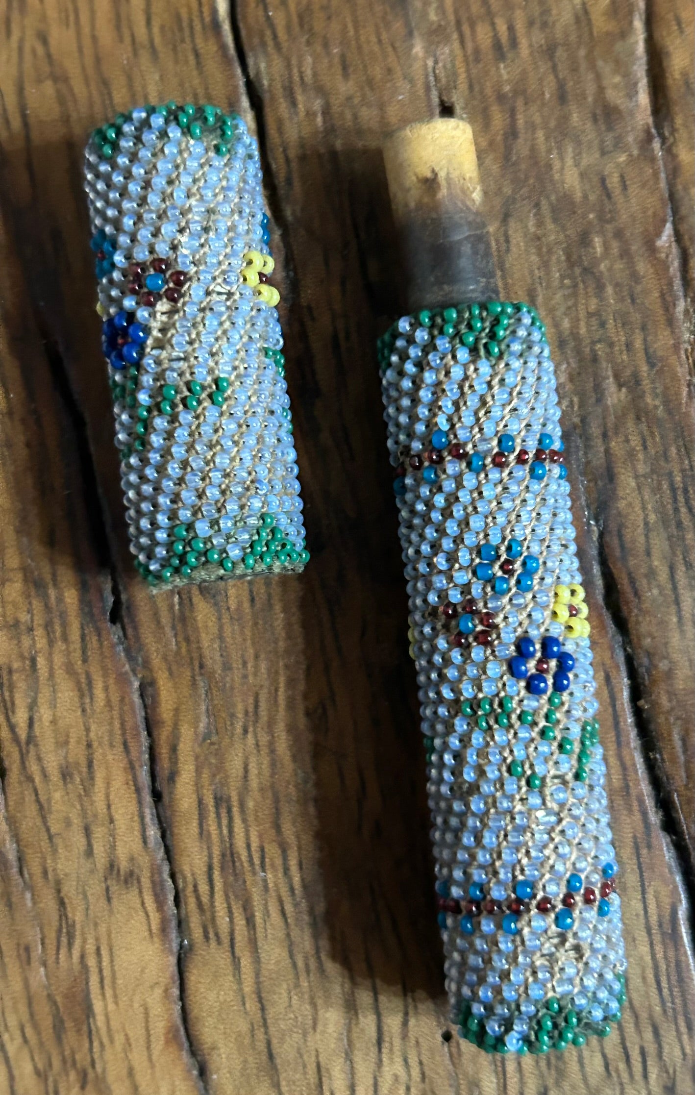BEADED NEEDLE CASE ANTIQUE