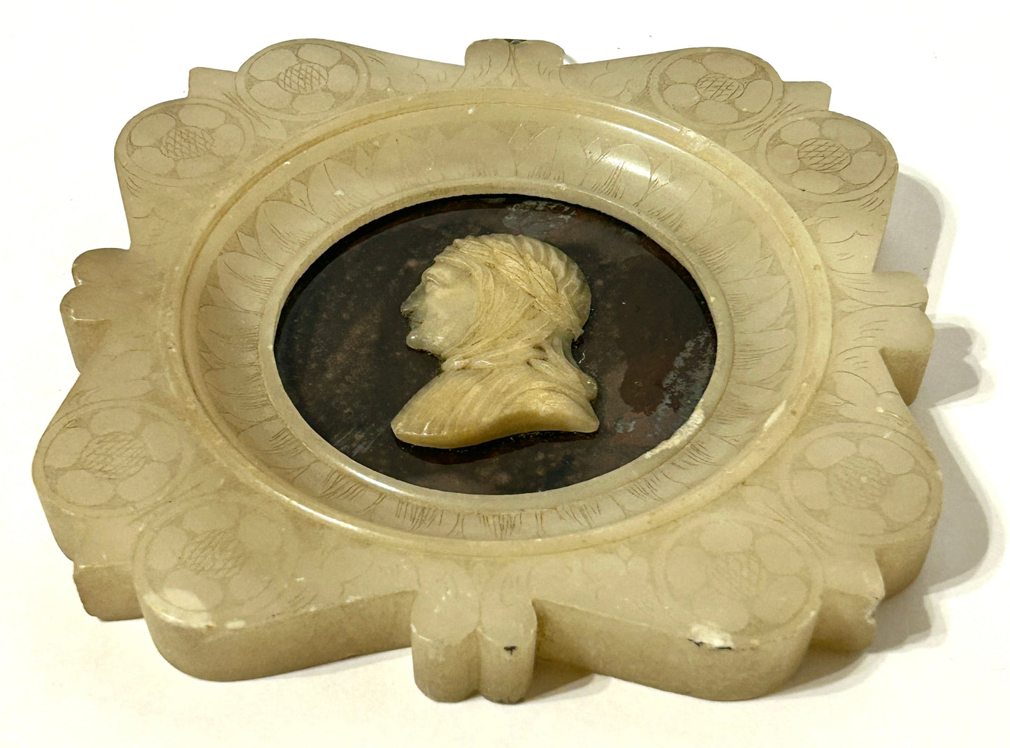 ANTIQUE CARVED MARBLE ALABASTER PLAQUE OF PERSON PROFILE